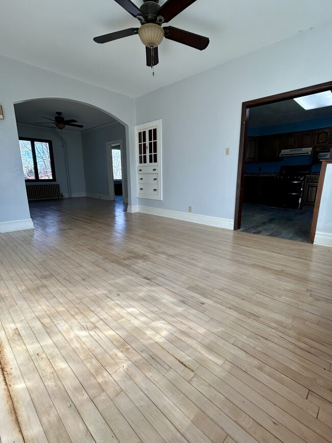 Building Photo - 115 W Wisconsin Ave E