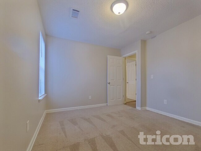 Building Photo - 109 Thornby Rd