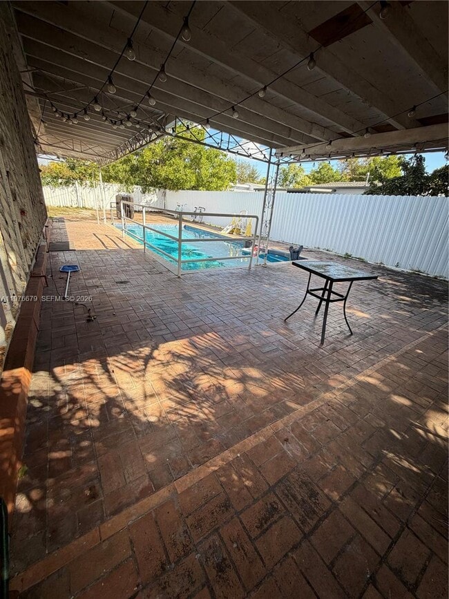 Building Photo - 18041 NW 3rd Ave