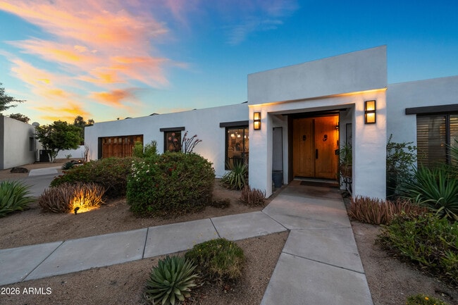 Building Photo - 3501 E Cannon Dr