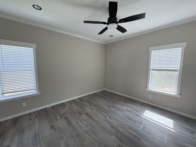 Building Photo - 1642 Voyager Dr