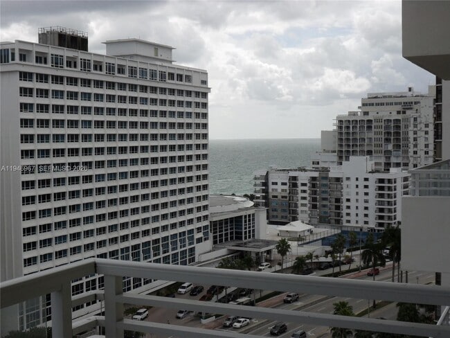 Building Photo - 5600 Collins Ave