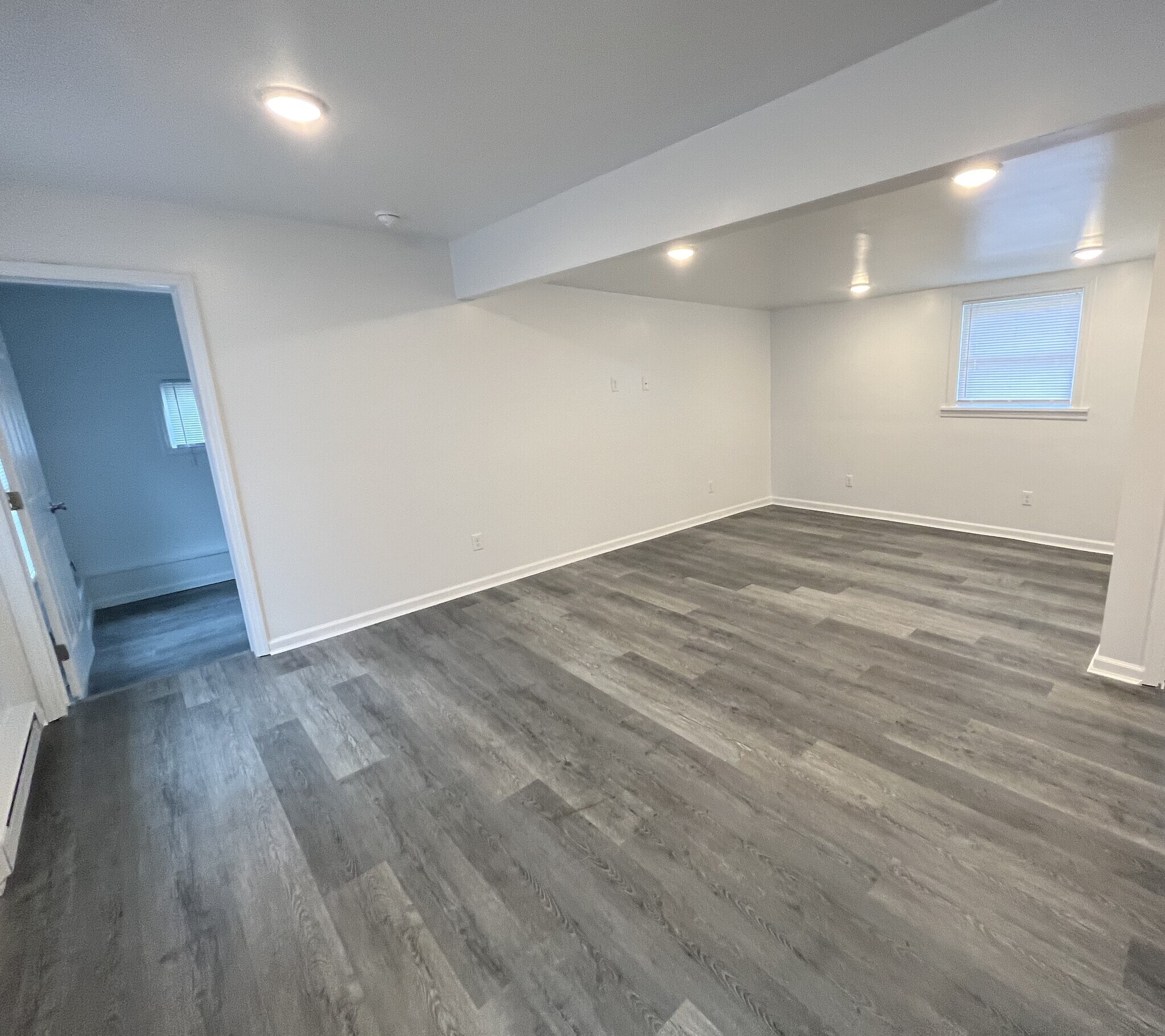 Building Photo - 212 N Beech St