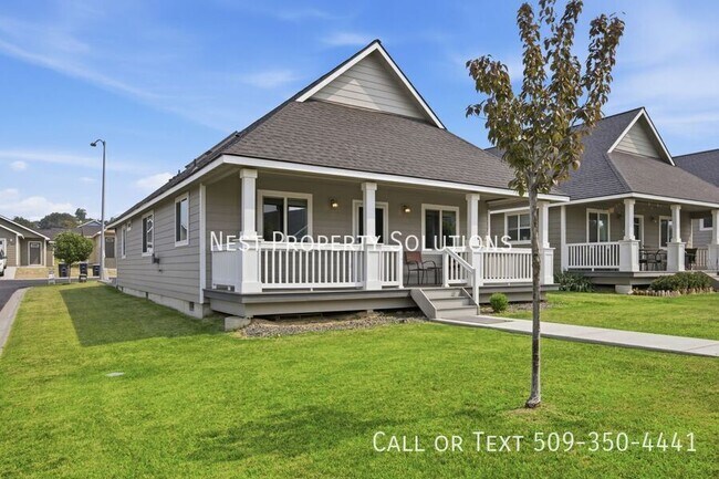 Building Photo - 123 9th Ave