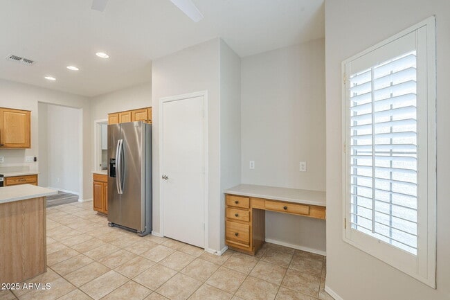 Building Photo - 40035 N Patriot Way