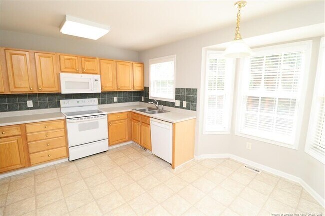 Building Photo - 510 Wheeling Cir
