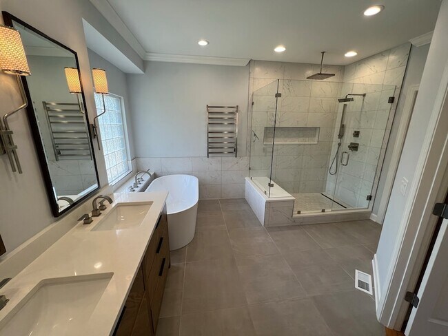 Building Photo - 337 Shadow Creek Dr