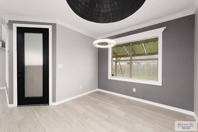Building Photo - 9450 Cajun Blvd