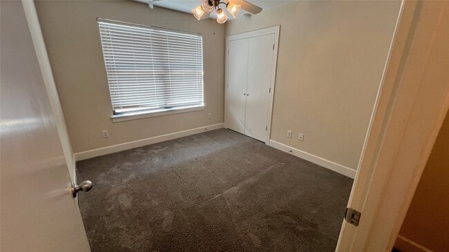 Building Photo - 2710 Hullsmith Dr