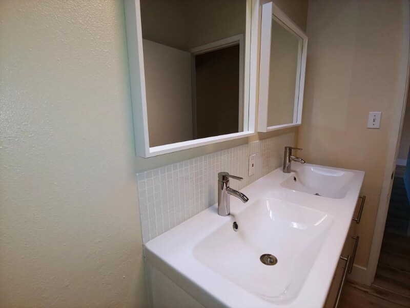 Building Photo - 2933 Carmel St