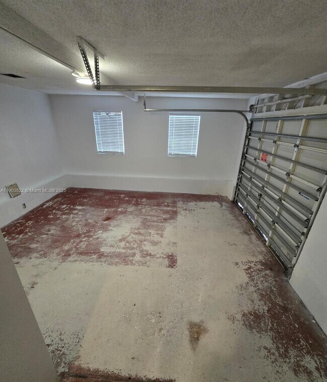 Building Photo - 2420 Jackson St