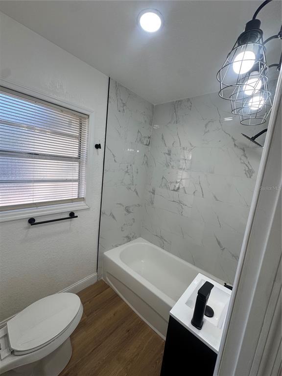 Building Photo - 3022 W Meadow St