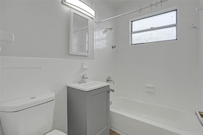 Building Photo - 14120 NW 24th Ct