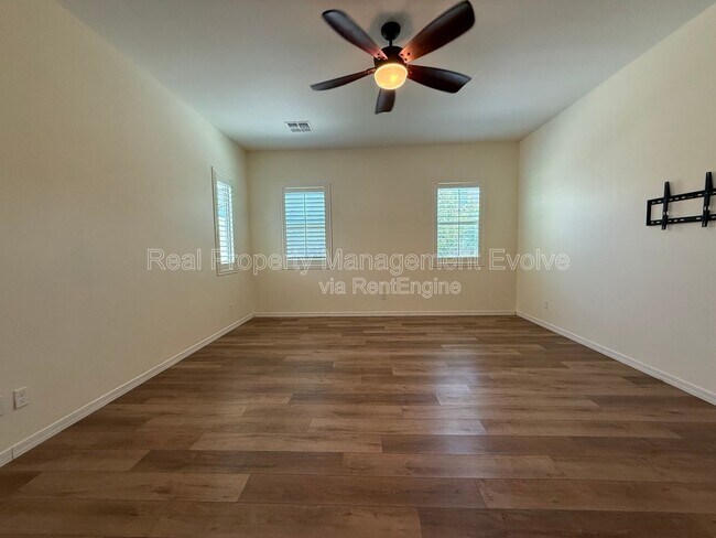 Building Photo - 20508 W Carlton Manor