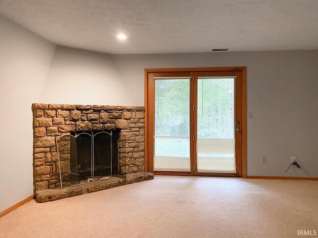 Building Photo - 2344 E Winding Brook Cir