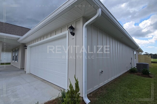 Building Photo - 4BR Home with Community Pool & Gym – Roberts Cove, Foley