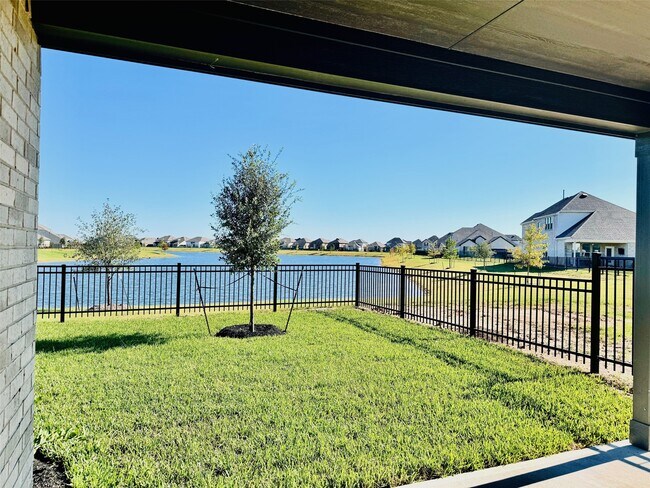 Building Photo - 1240 Woodflower Dr