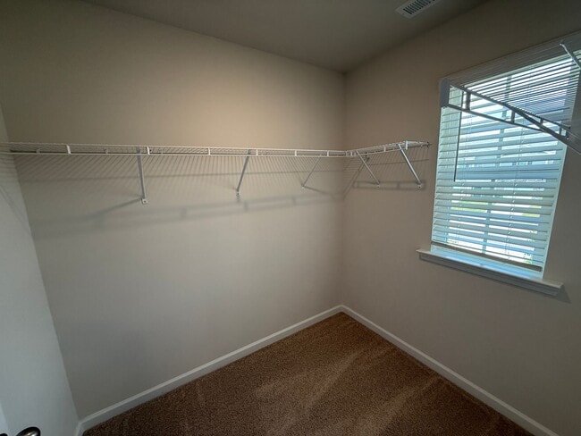 Building Photo - Brand New Townhome in North Charlotte