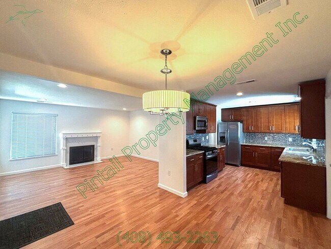 Building Photo - 3428 San Marino Ave