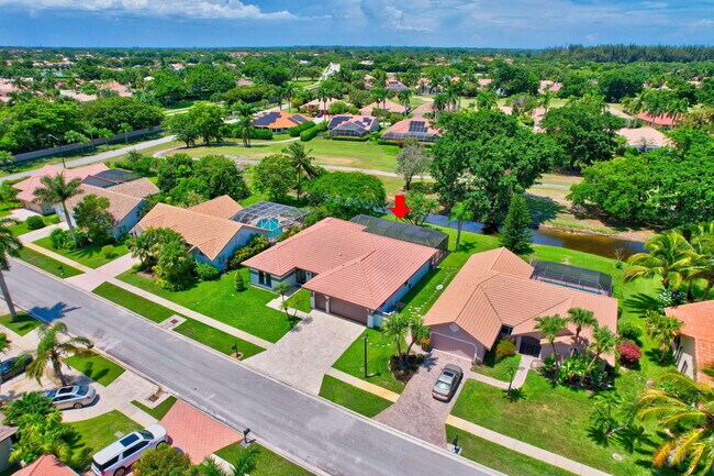 Building Photo - 10099 Canoe Brook Cir
