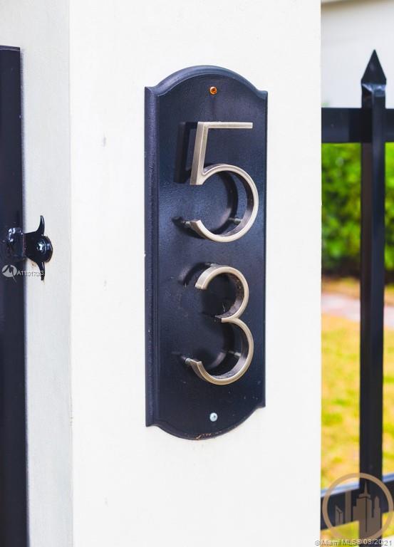 Building Photo - 53 NE 49th St