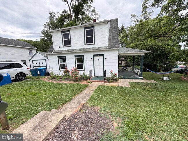 Building Photo - 316 Antietam Dr