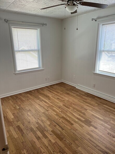 Bedroom 1 - 119 N Washington St