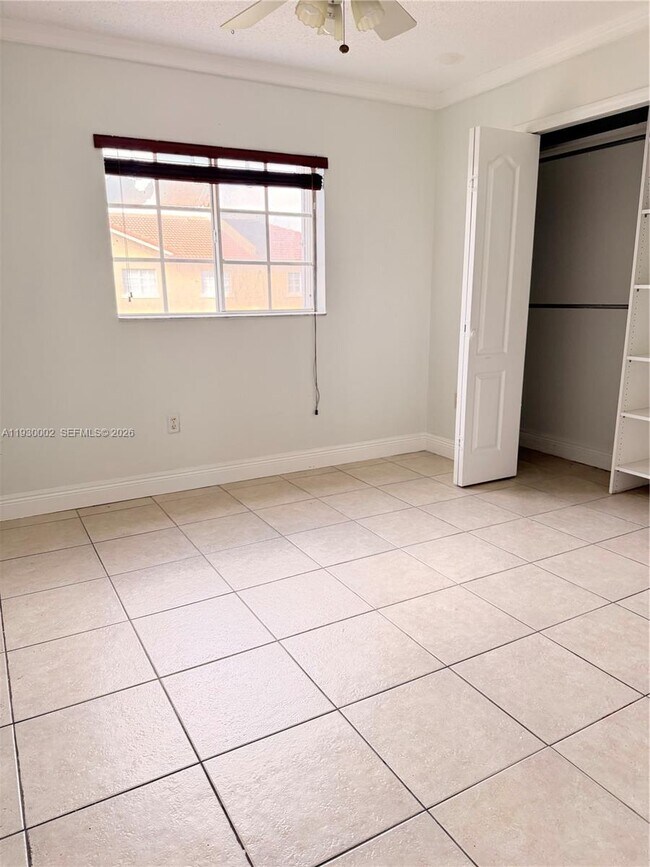 Building Photo - 6880 SW 158th Ct