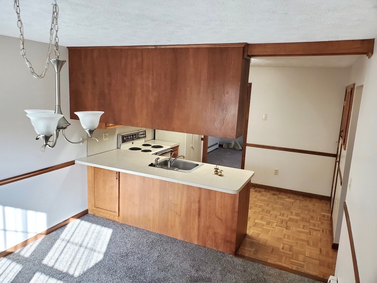 Building Photo - 61 Deer Run Trl