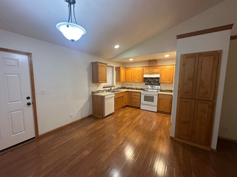 Kitchen - 1816 10th St