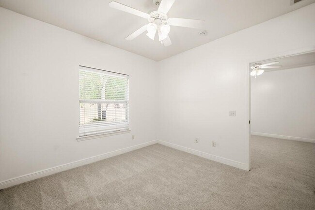 Building Photo - 2168 Hadleigh Hills Ct