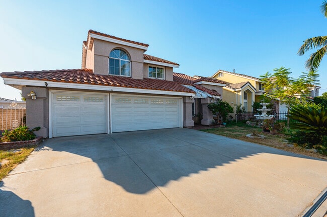 Building Photo - 1519 Walnut Ave