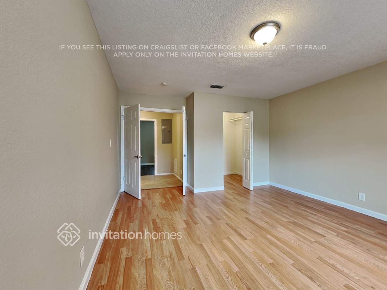 Building Photo - 7204 NW 80th Pl