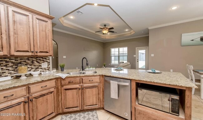 Building Photo - 315 Hill Ridge Dr