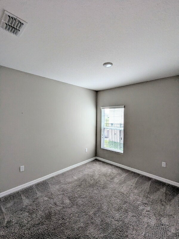 Building Photo - 13089 Oak Hill Way