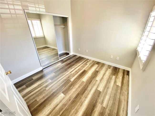 Building Photo - 833 Aspen Peak Loop