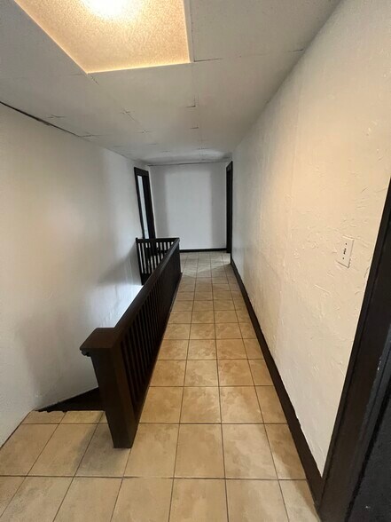 Building Photo - 105 N 12th St