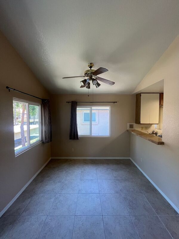 Building Photo - 11235 Avenida De Los Lobos