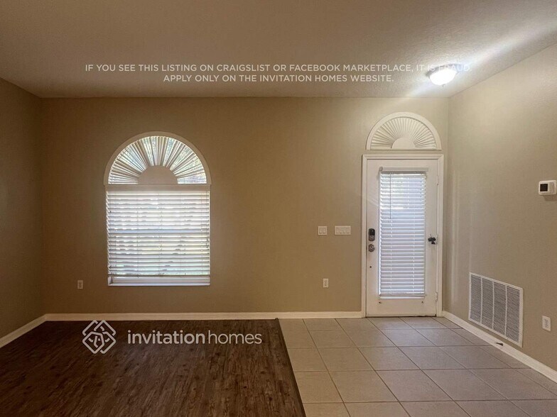 Building Photo - 419 Home Grove Dr