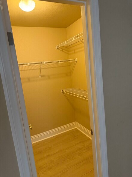 Building Photo - 2525 San Gabriel Way