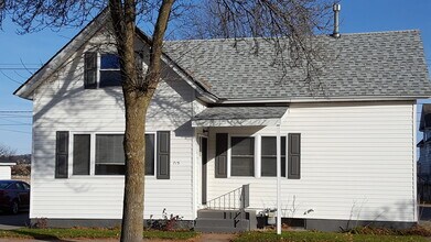 Building Photo - 4 Bed 2 Bath Single Family Home in Wausau