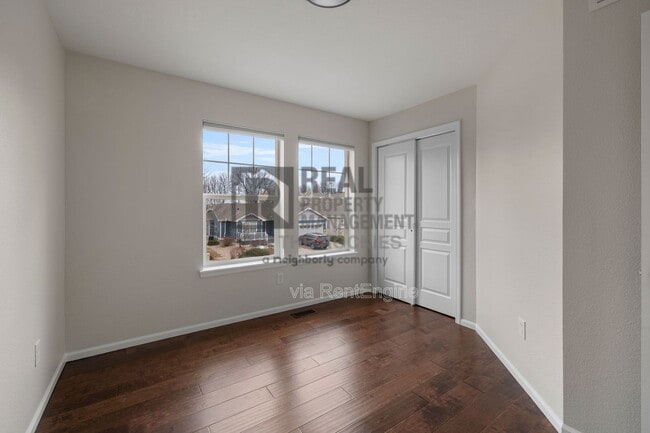 Building Photo - 1389 Finch St