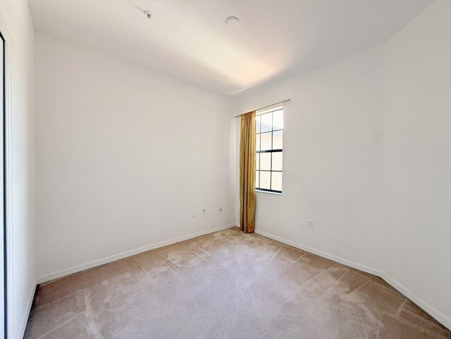 Building Photo - 4207 Via Piedra Cir