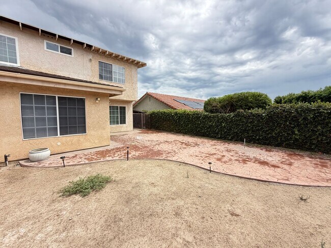 Building Photo - 2863 Sapphire Ave