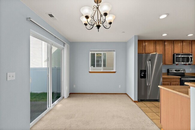 Building Photo - Spacious 4-Bed Home in DuPont | Huge Loft & 5 Mins to JBLM!