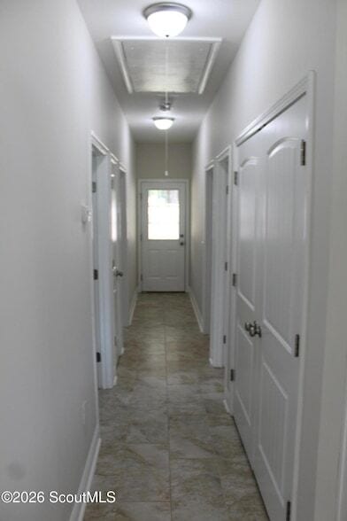 Building Photo - 282 Bridgewater Ln
