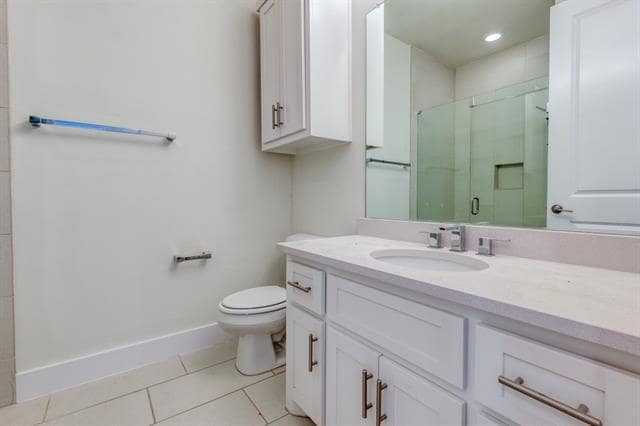 Building Photo - 3023 Clamath Dr