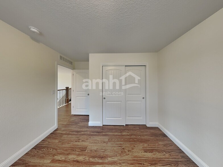 Building Photo - 12939 Ventana St