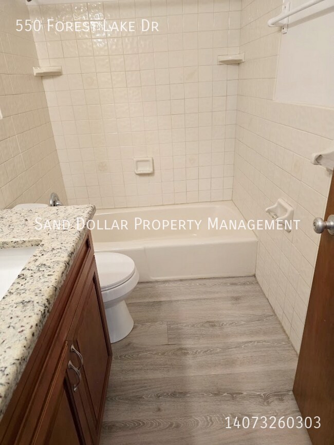 Building Photo - 550 Forest Lake Dr