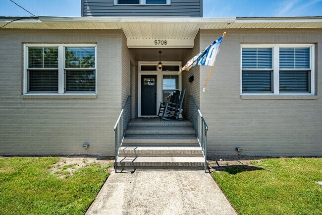 Building Photo - 5708 Park Blvd